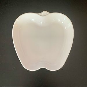 Pfaltzgraff Apple Shaped Baker Dish